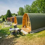 Camping Le Pommier Rustique Yvoir