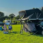 Le Pommier Rustique Camping *