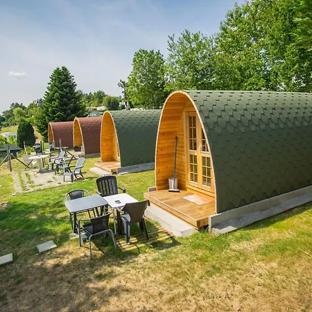 Camping Le Pommier Rustique Yvoir